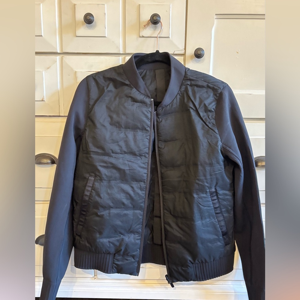 Lululemon reversible Puffer Bomber jacket